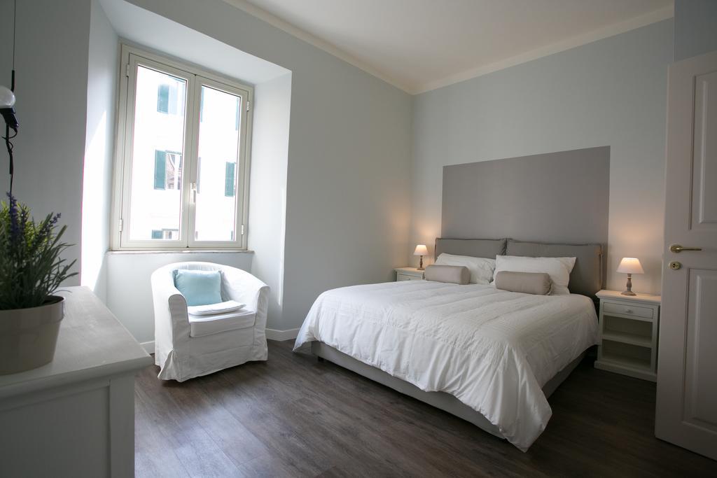 Apartamento Cola Di Rienzo A E B Roma Exterior foto