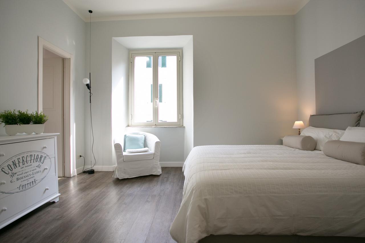 Apartamento Cola Di Rienzo A E B Roma Exterior foto